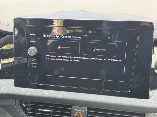 Photo of 2025 Platinum Gray Volkswagen Jetta