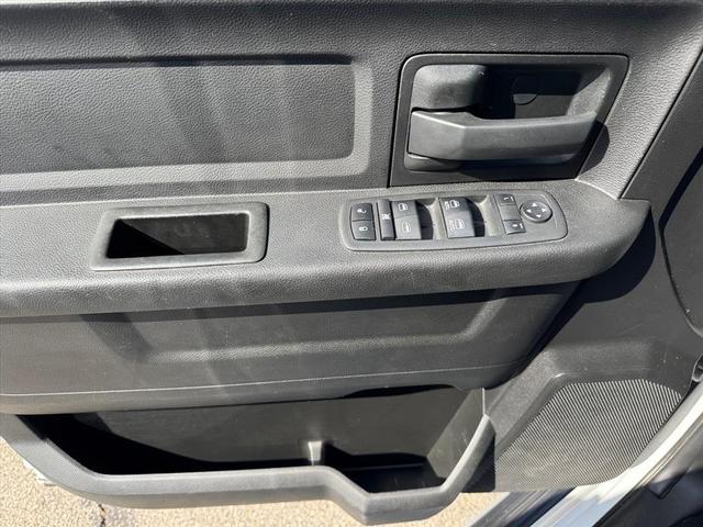 Photo of 2018 Bright White Clearcoat RAM 2500