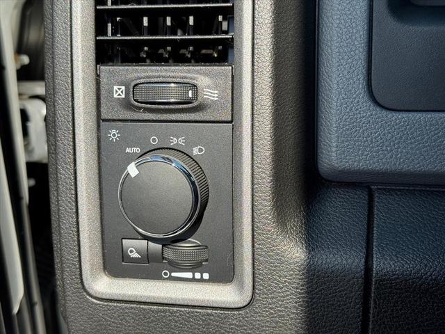 Photo of 2018 Bright White Clearcoat RAM 2500