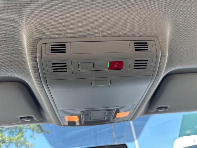 Photo of 2022 Platinum Gray Metallic Volkswagen Taos