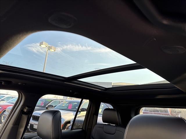 Photo of 2025 Baltic Gray Metallic Clearcoat Jeep Grand Cherokee