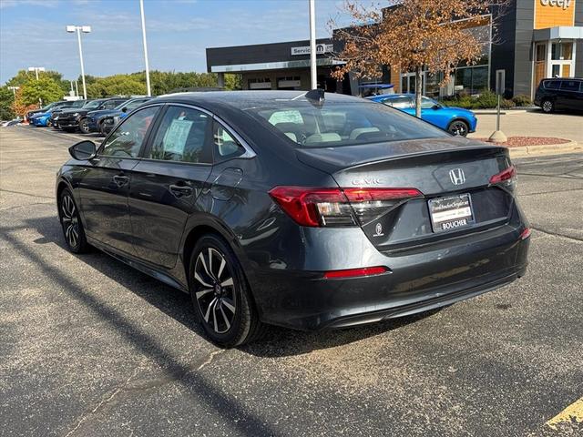 Photo of 2024 Smokey Mauve Pearl Honda Civic