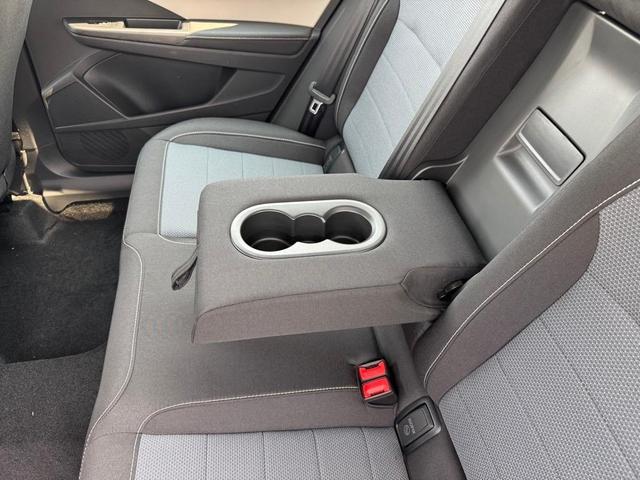 Photo of 2025 Deep Black Volkswagen Taos