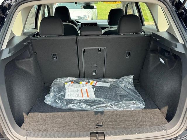 Photo of 2025 Deep Black Volkswagen Taos