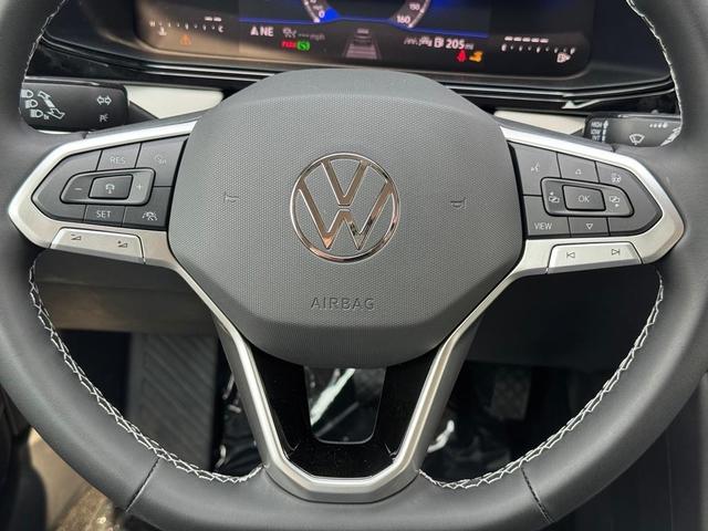 Photo of 2025 Deep Black Volkswagen Taos