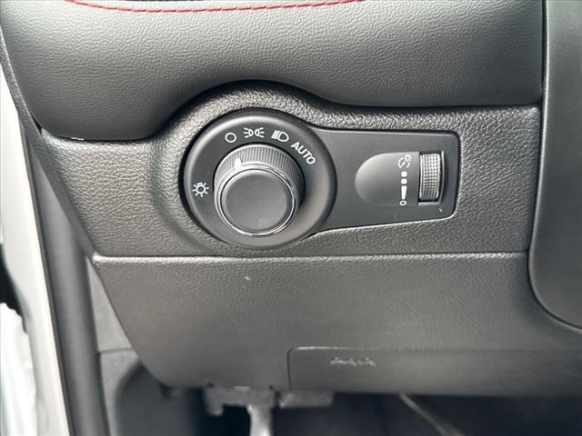 Photo of 2024 White Knuckle Clearcoat Dodge Durango
