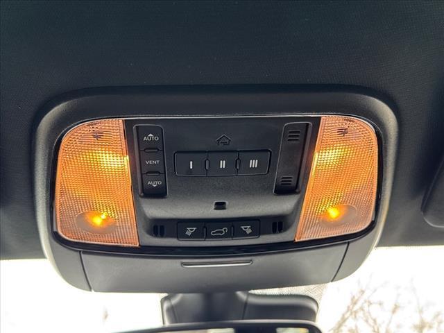 Photo of 2024 White Knuckle Clearcoat Dodge Durango