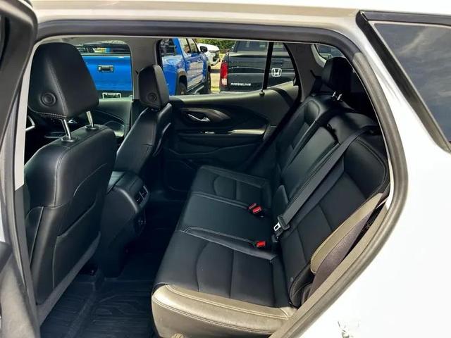 Photo of 2021 WHITE GMC Terrain