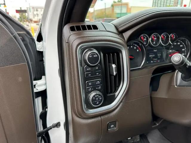 Photo of 2022 WHITE Chevrolet Silverado 1500
