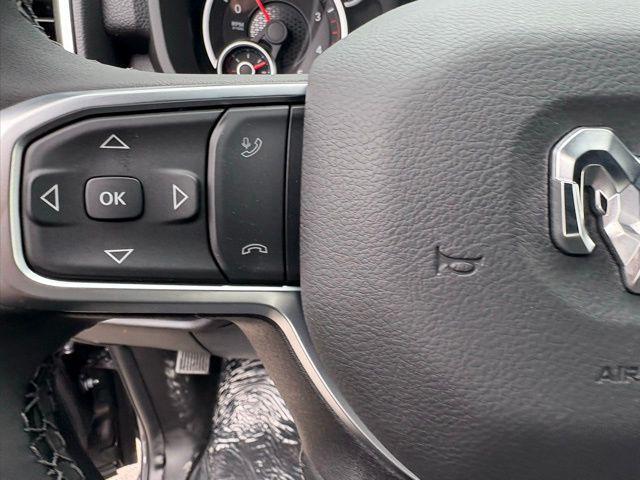 Photo of 2025 Granite Crystal Metallic Clearcoat RAM 2500