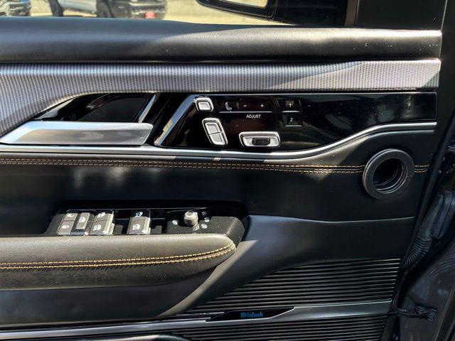 Photo of 2023 Baltic Gray Metallic Clearcoat Jeep Grand Wagoneer L