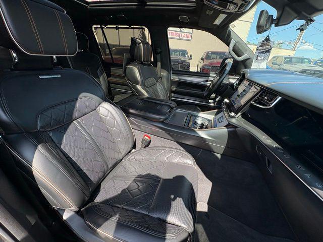 Photo of 2023 Baltic Gray Metallic Clearcoat Jeep Grand Wagoneer L