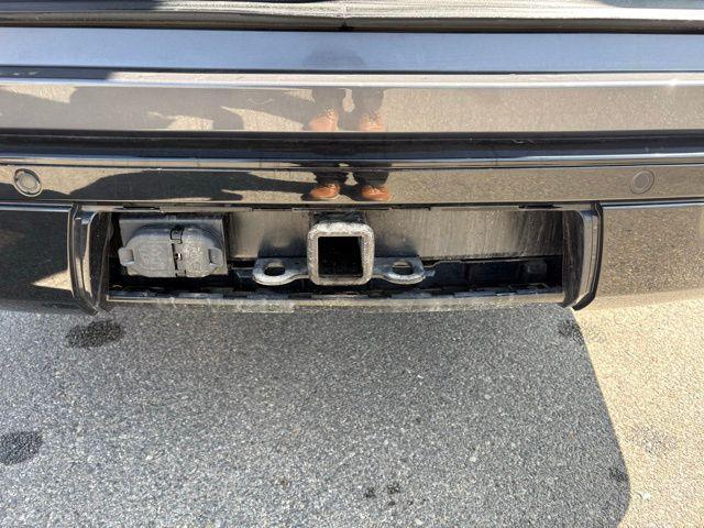 Photo of 2023 Baltic Gray Metallic Clearcoat Jeep Grand Wagoneer L