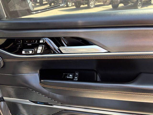 Photo of 2023 Baltic Gray Metallic Clearcoat Jeep Grand Wagoneer L