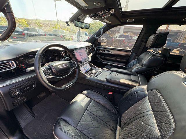 Photo of 2023 Baltic Gray Metallic Clearcoat Jeep Grand Wagoneer L