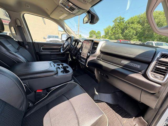 Photo of 2024 Bright White Clearcoat RAM 2500