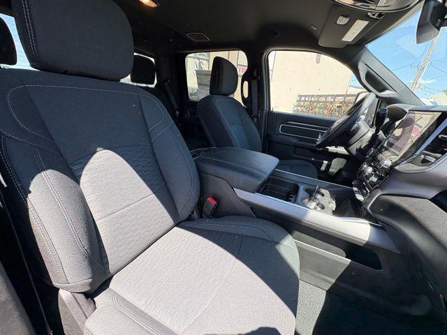 Photo of 2025 Granite Crystal Metallic Clearcoat RAM 2500