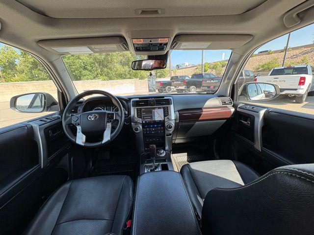 Photo of 2021 Blizzard Pearl Toyota 4Runner