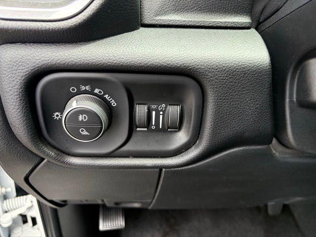 Photo of 2024 Bright White Clearcoat RAM 2500