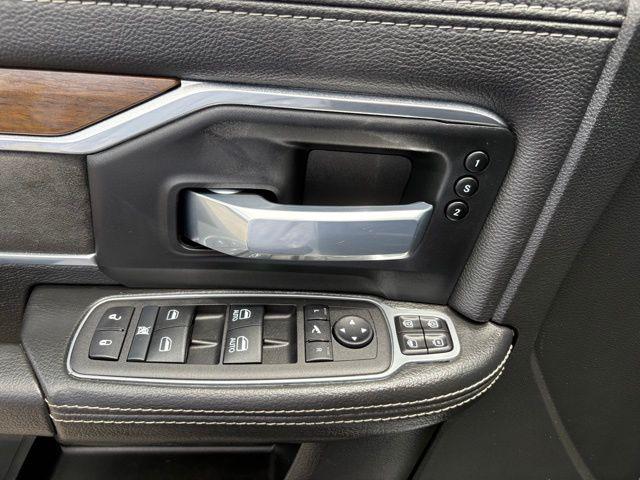 Photo of 2024 Bright White Clearcoat RAM 2500