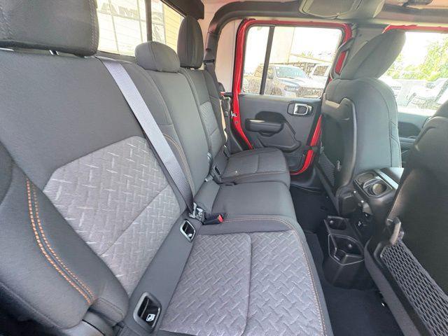 Photo of 2025 Firecracker Red Clearcoat Jeep Gladiator
