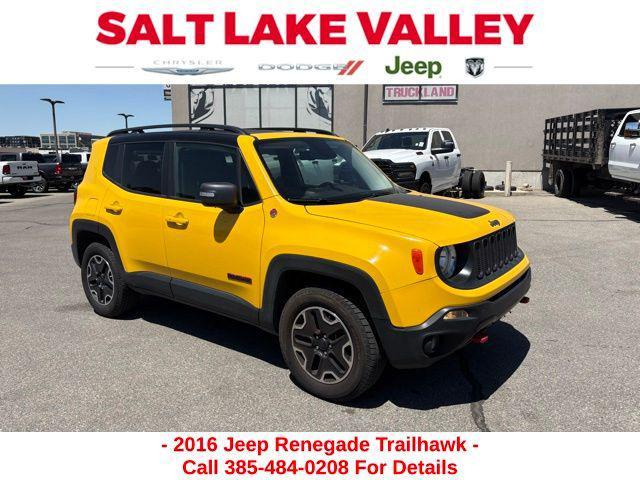 Photo of 2016 Solar Yellow Jeep Renegade