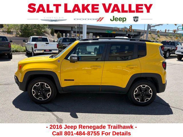 Photo of 2016 Solar Yellow Jeep Renegade