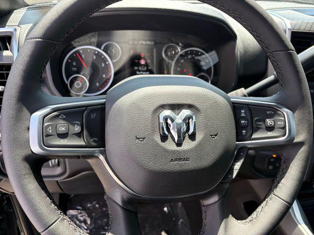 Photo of 2025 Diamond Black Crystal Pearlcoat RAM 2500