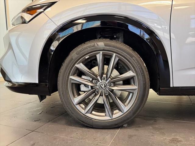 Photo of 2025 Solar Silver Metallic Acura ADX