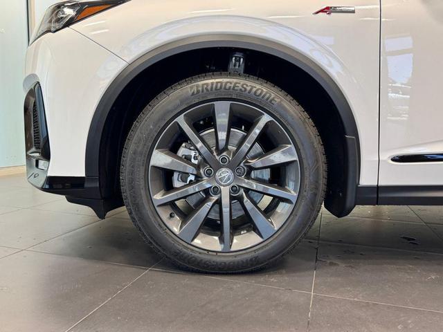 Photo of 2026 Platinum White Pearl Acura MDX