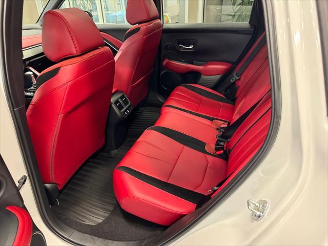 Photo of 2025 Platinum White Pearl Acura ADX
