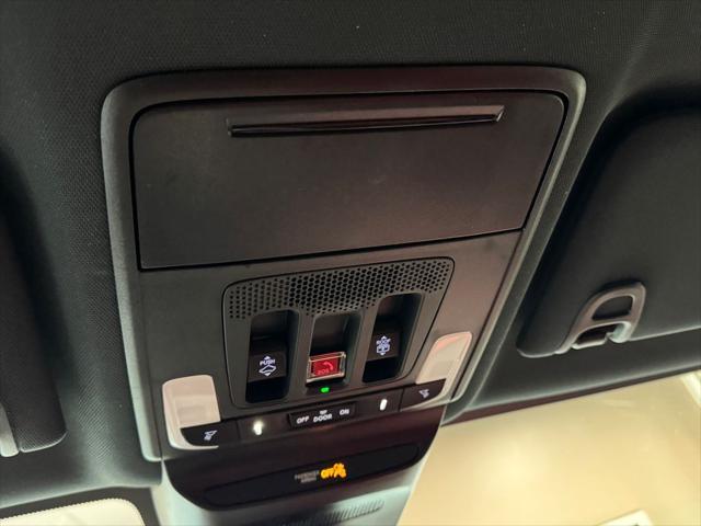 Photo of 2025 Platinum White Pearl Acura ADX