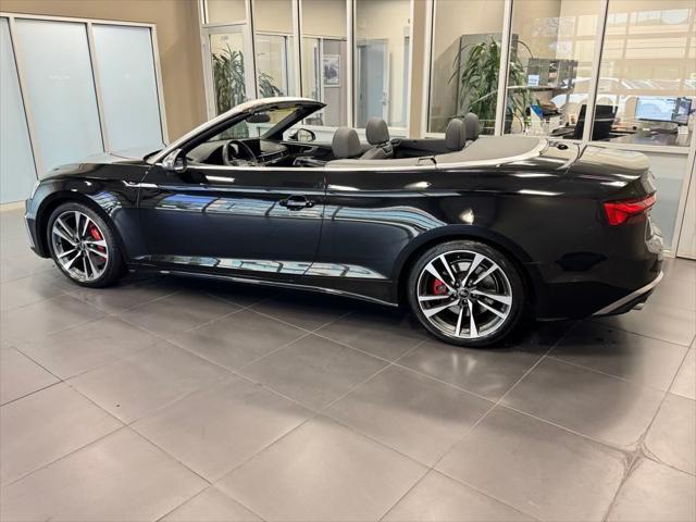 Photo of 2024 Black Metallic Audi S5