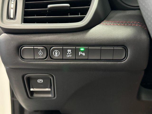 Photo of 2025 Platinum White Pearl Acura TLX