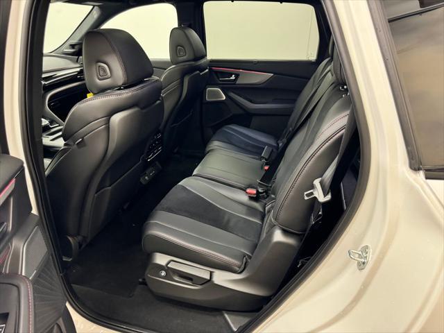 Photo of 2026 Platinum White Pearl Acura MDX