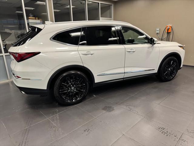 Photo of 2024 Platinum White Pearl Acura MDX