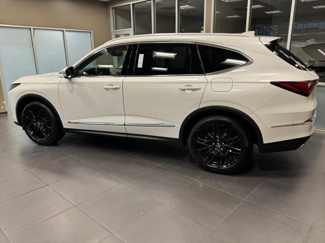 Photo of 2024 Platinum White Pearl Acura MDX