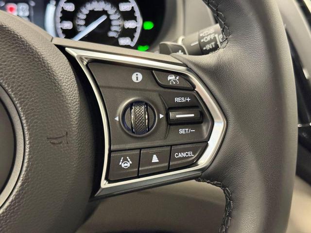 Photo of 2025 Majestic Black Pearl Acura RDX