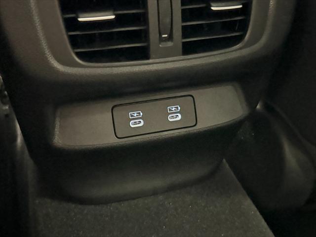 Photo of 2025 Lunar Silver Metallic Acura TLX