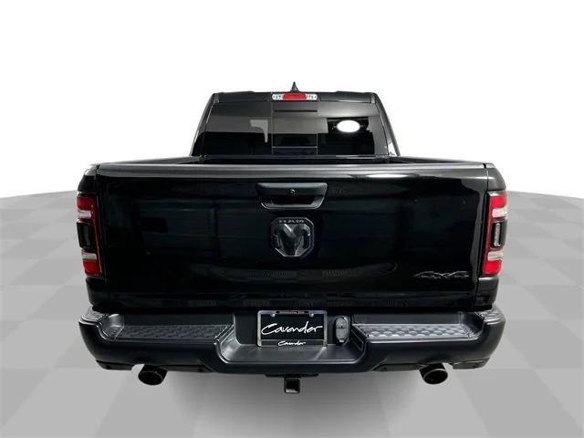 Photo of 2022 Diamond Black Crystal Pearlcoat RAM 1500