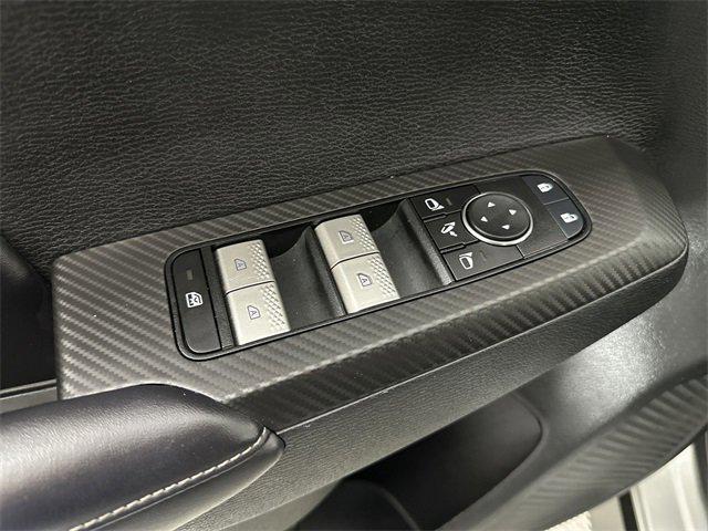 Photo of 2024 White Diamond Mitsubishi Outlander