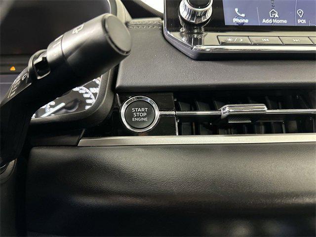 Photo of 2024 White Diamond Mitsubishi Outlander