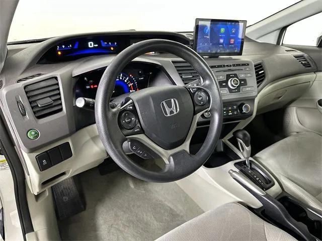 Photo of 2012 Taffeta White Honda Civic