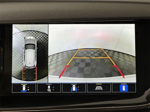 Photo of 2022 Summit White Buick Envision