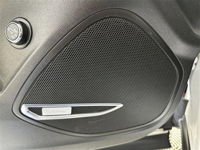Photo of 2022 Summit White Buick Envision