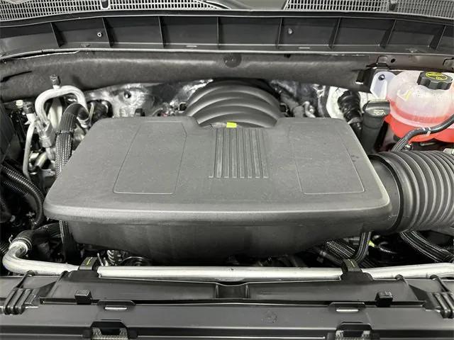 Photo of 2025 Summit White GMC Sierra 1500