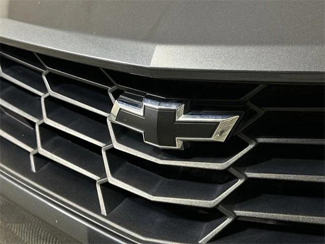 Photo of 2019 Shadow Gray Metallic Chevrolet Camaro