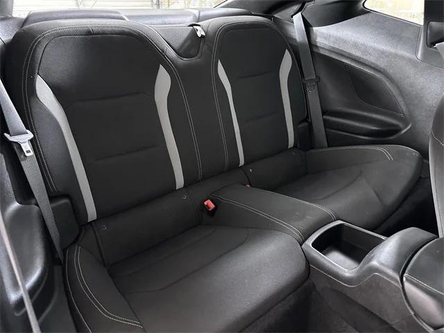 Photo of 2019 Shadow Gray Metallic Chevrolet Camaro