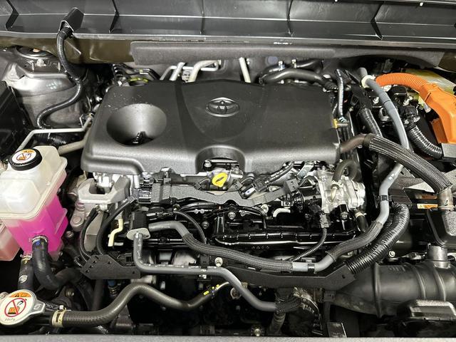 Photo of 2022 Gray Toyota Highlander Hybrid