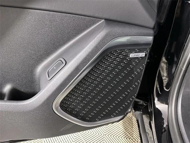 Photo of 2025 Ebony Twilight Metallic Buick Enclave